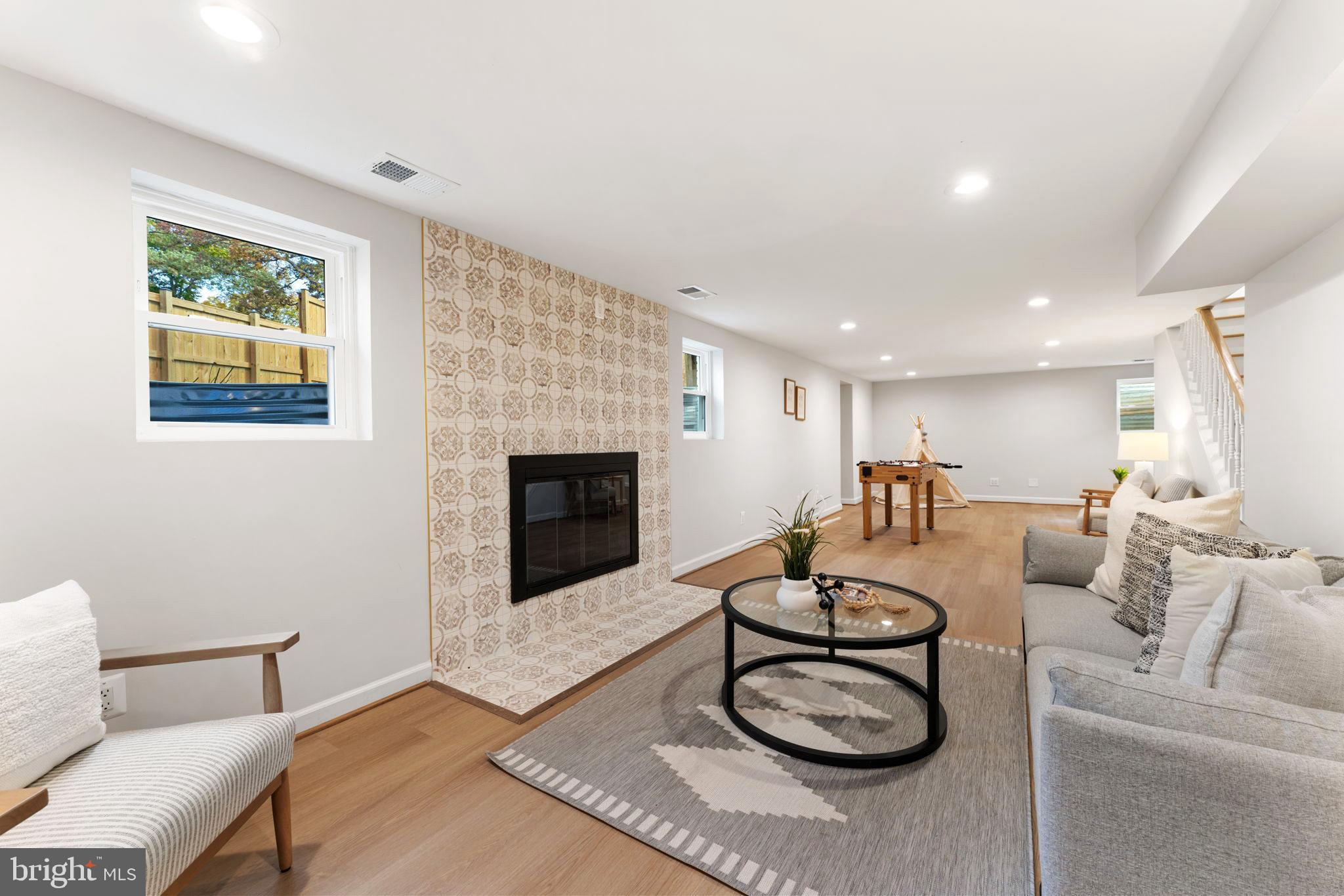 32 Eastmoor Dr