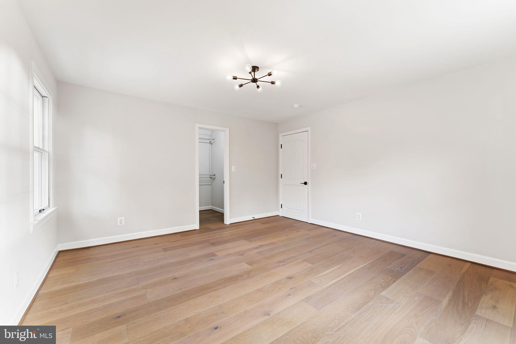 32 Eastmoor Dr