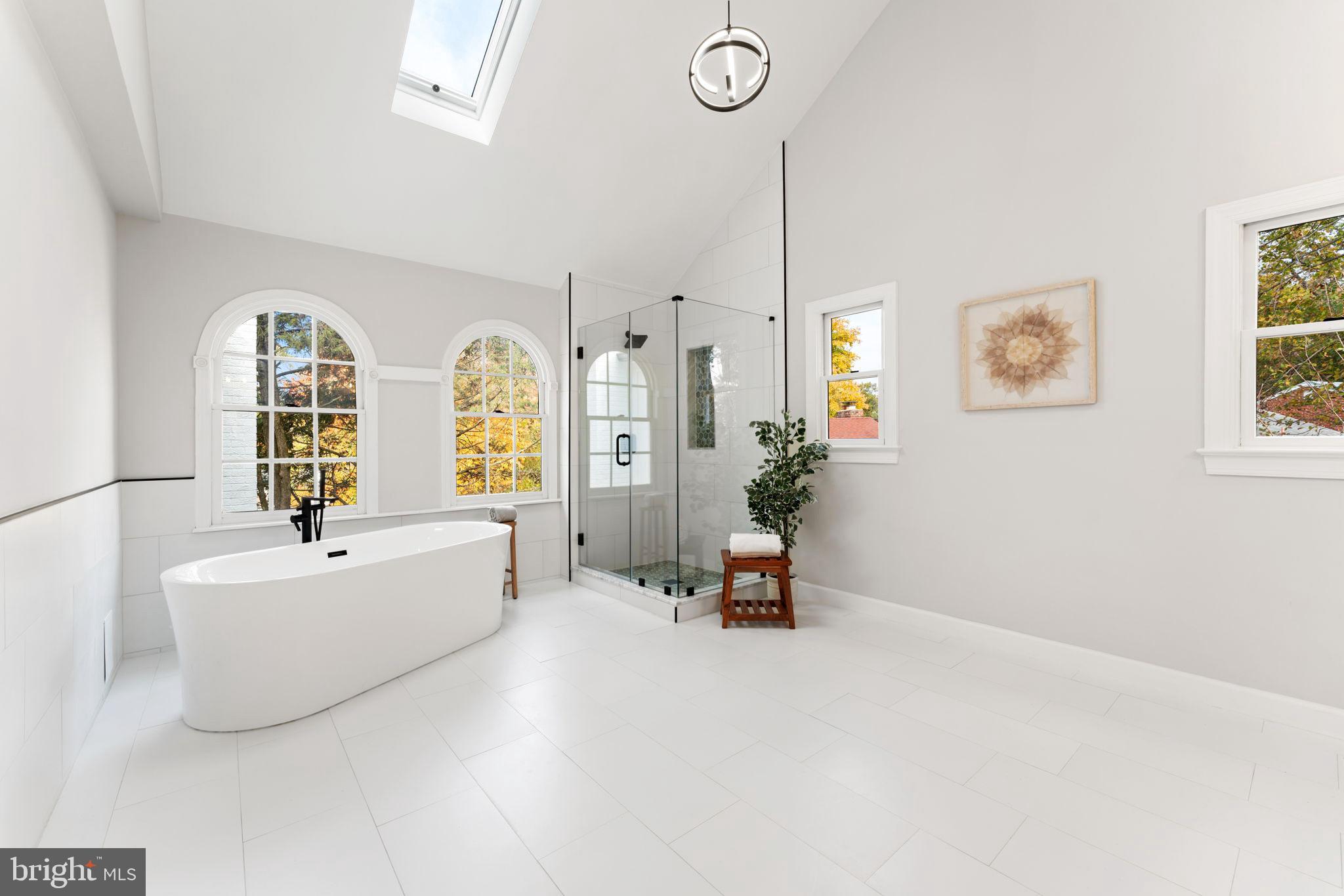 32 Eastmoor Dr