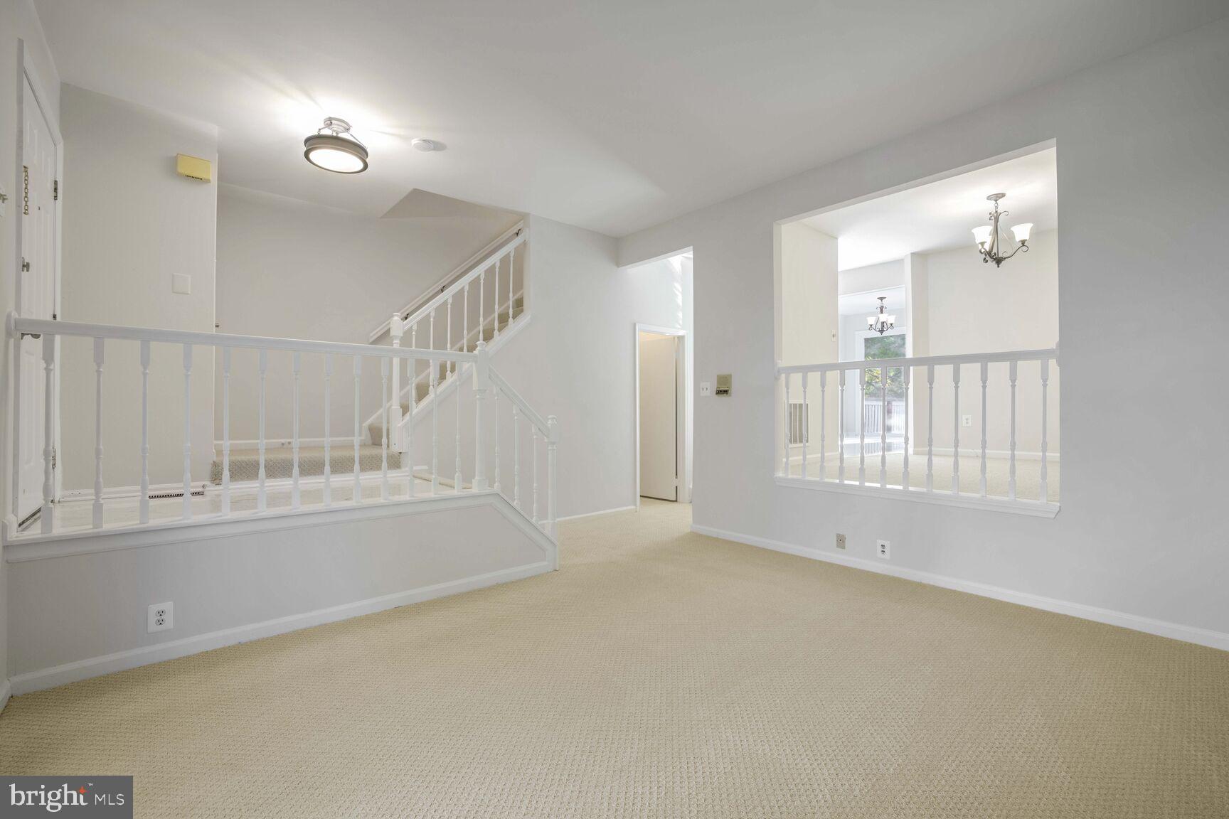 14905 Forest Landing Cir