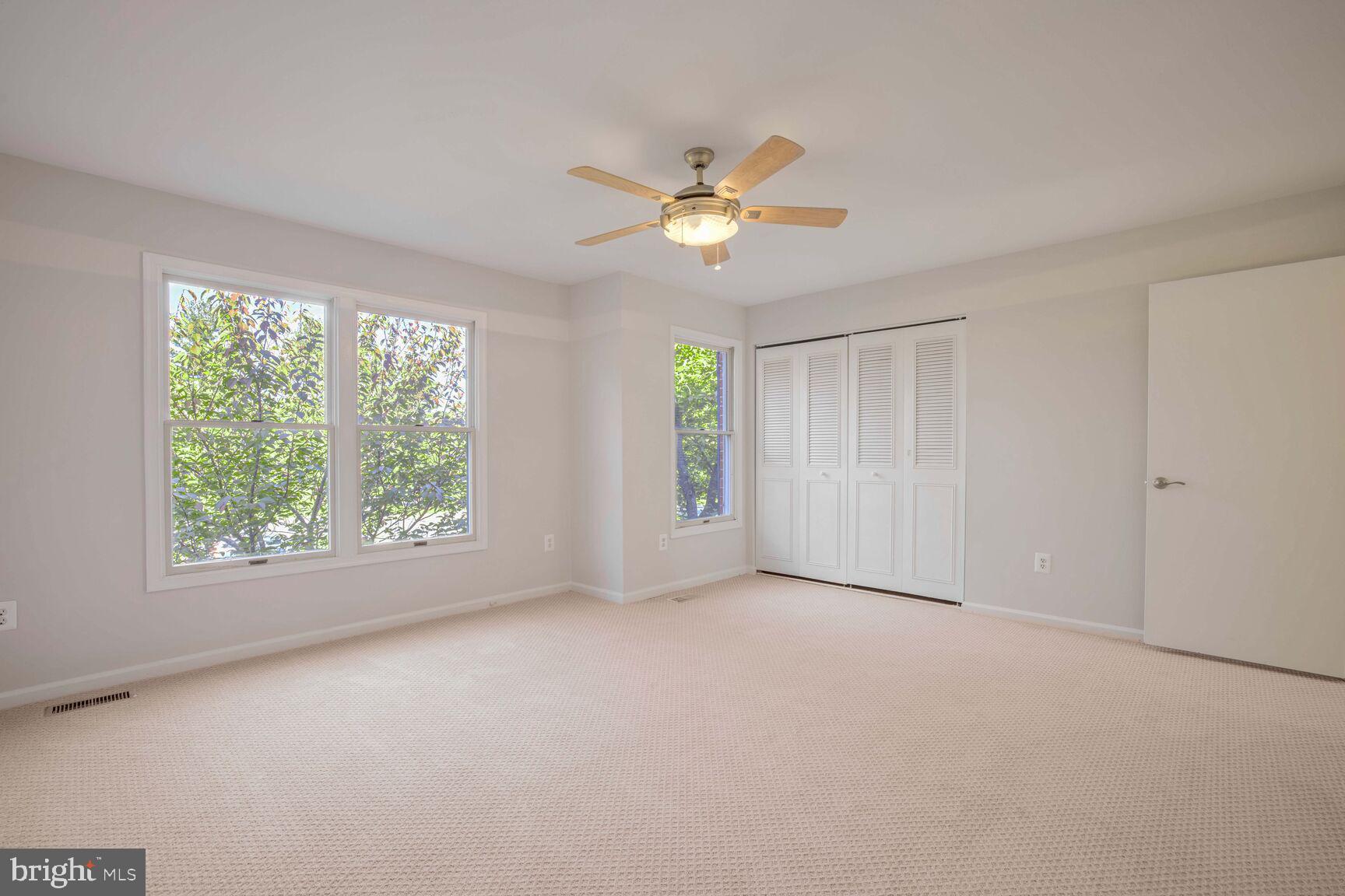 14905 Forest Landing Cir