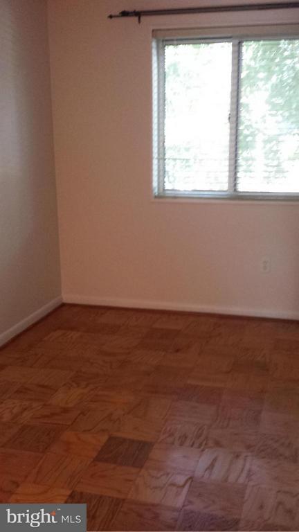 10404 Rockville Pike #302