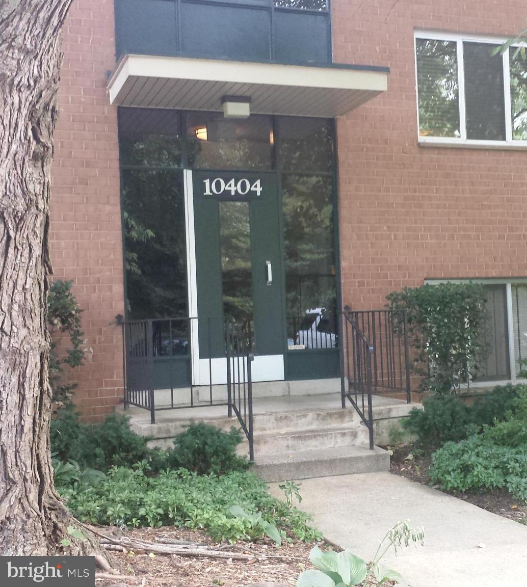 10404 Rockville Pike #302