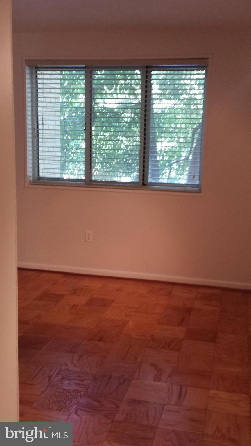 10404 Rockville Pike #302