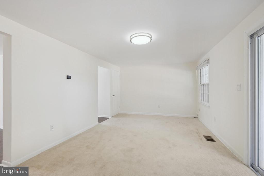 3377 Tidewater Ct #B-2