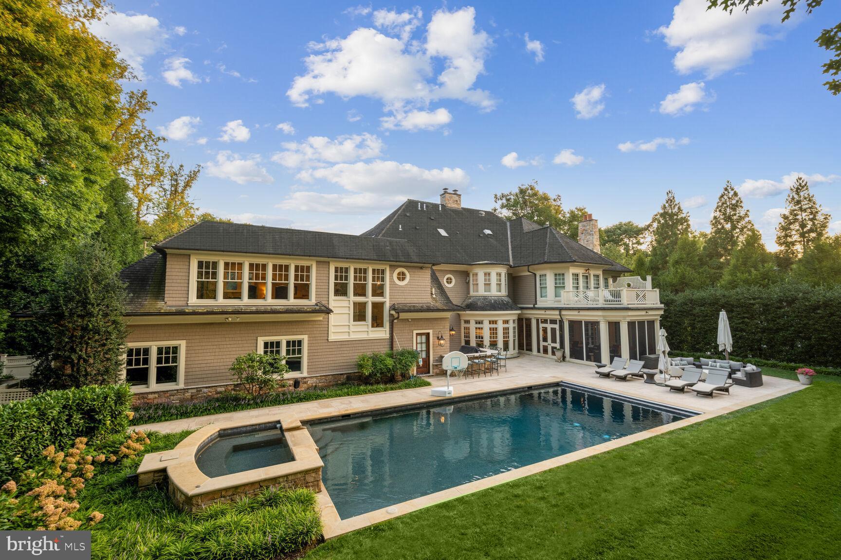 6909 ARMAT DRIVE
