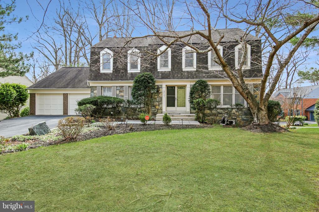 9641 Reach Road