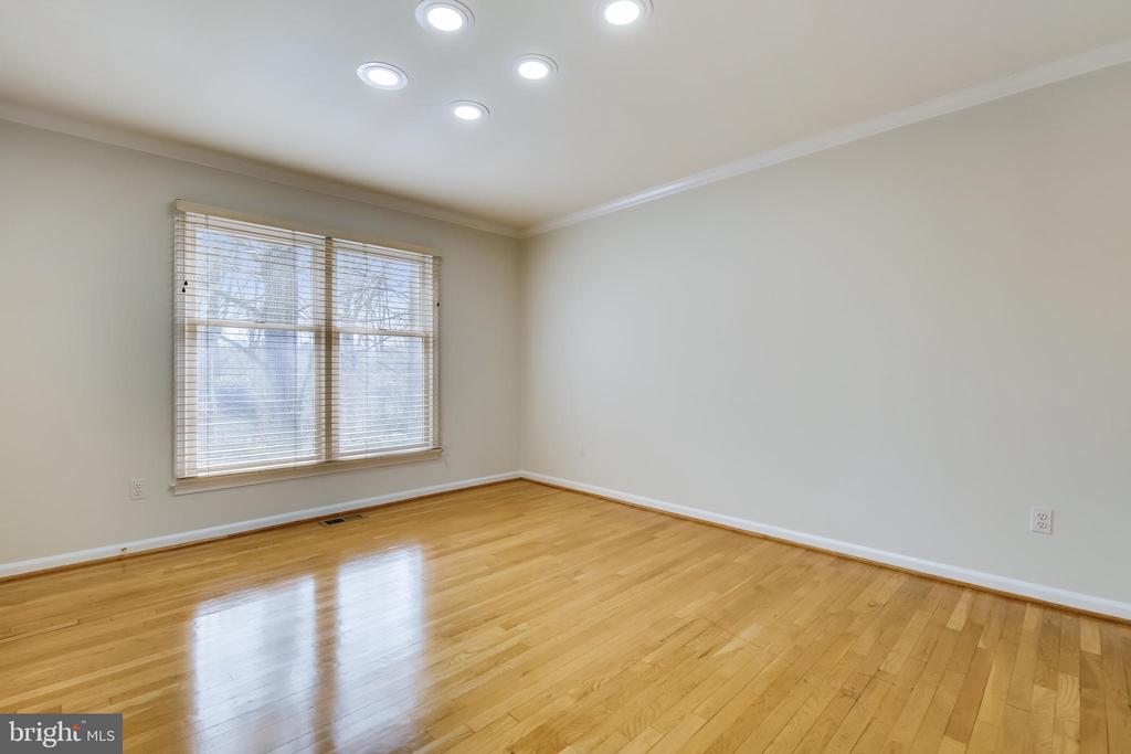 9641 Reach Road