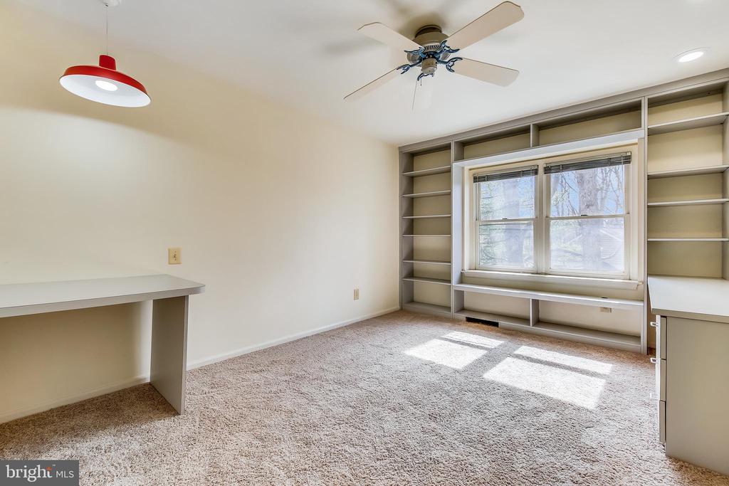 9641 Reach Road