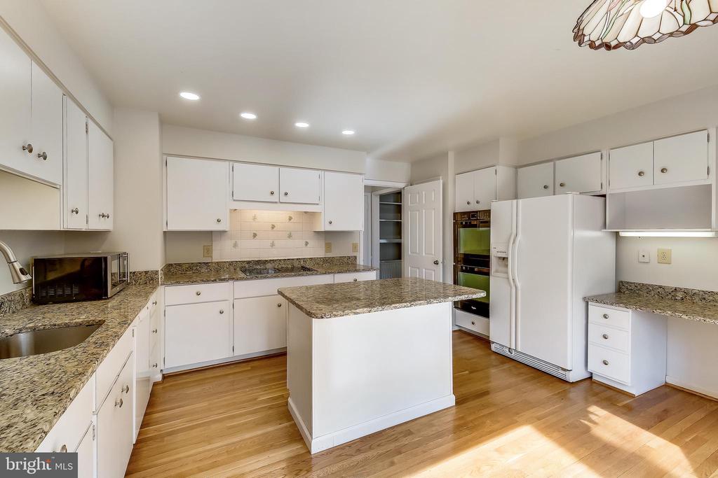9641 Reach Road