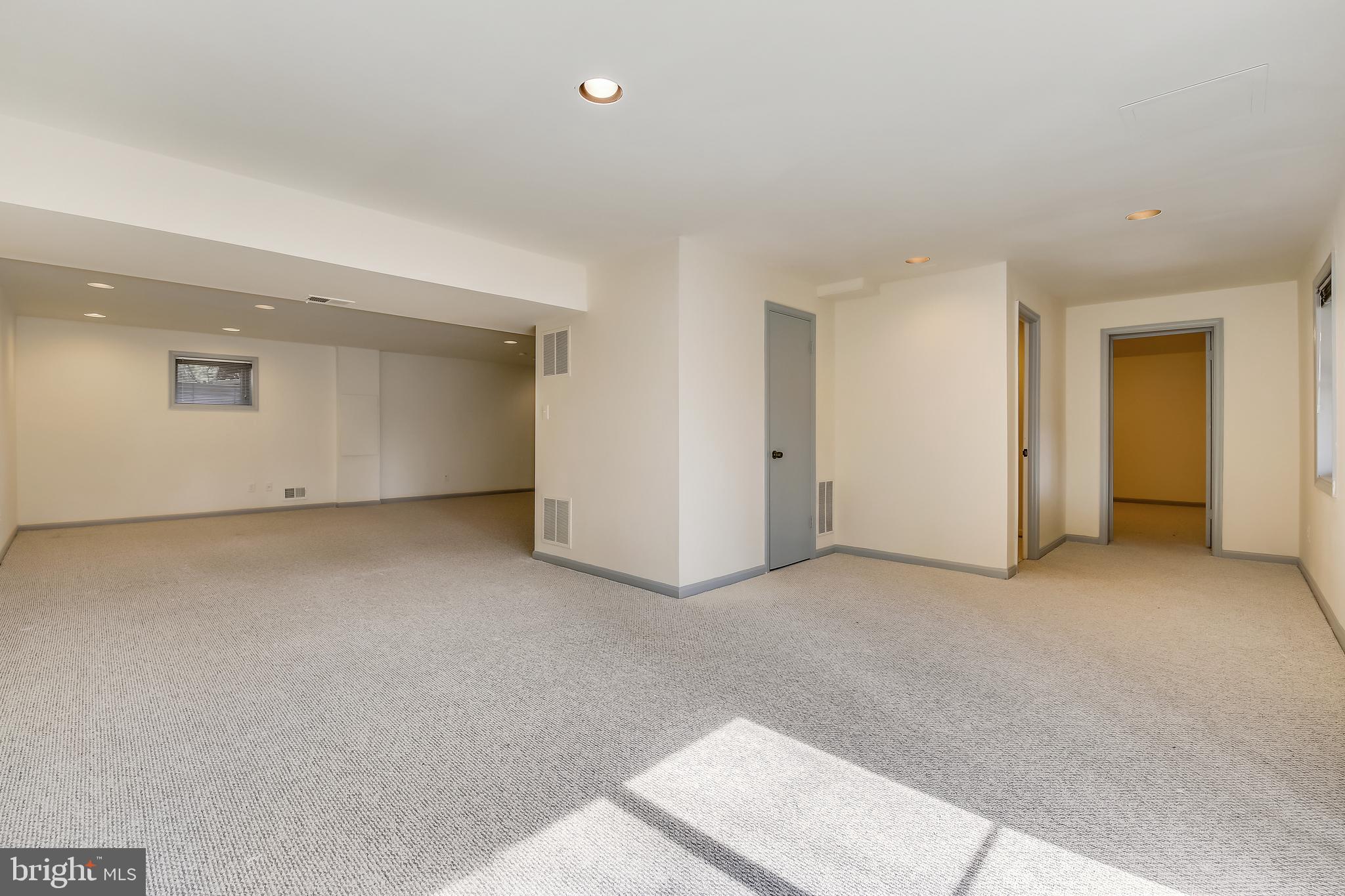 9641 Reach Road