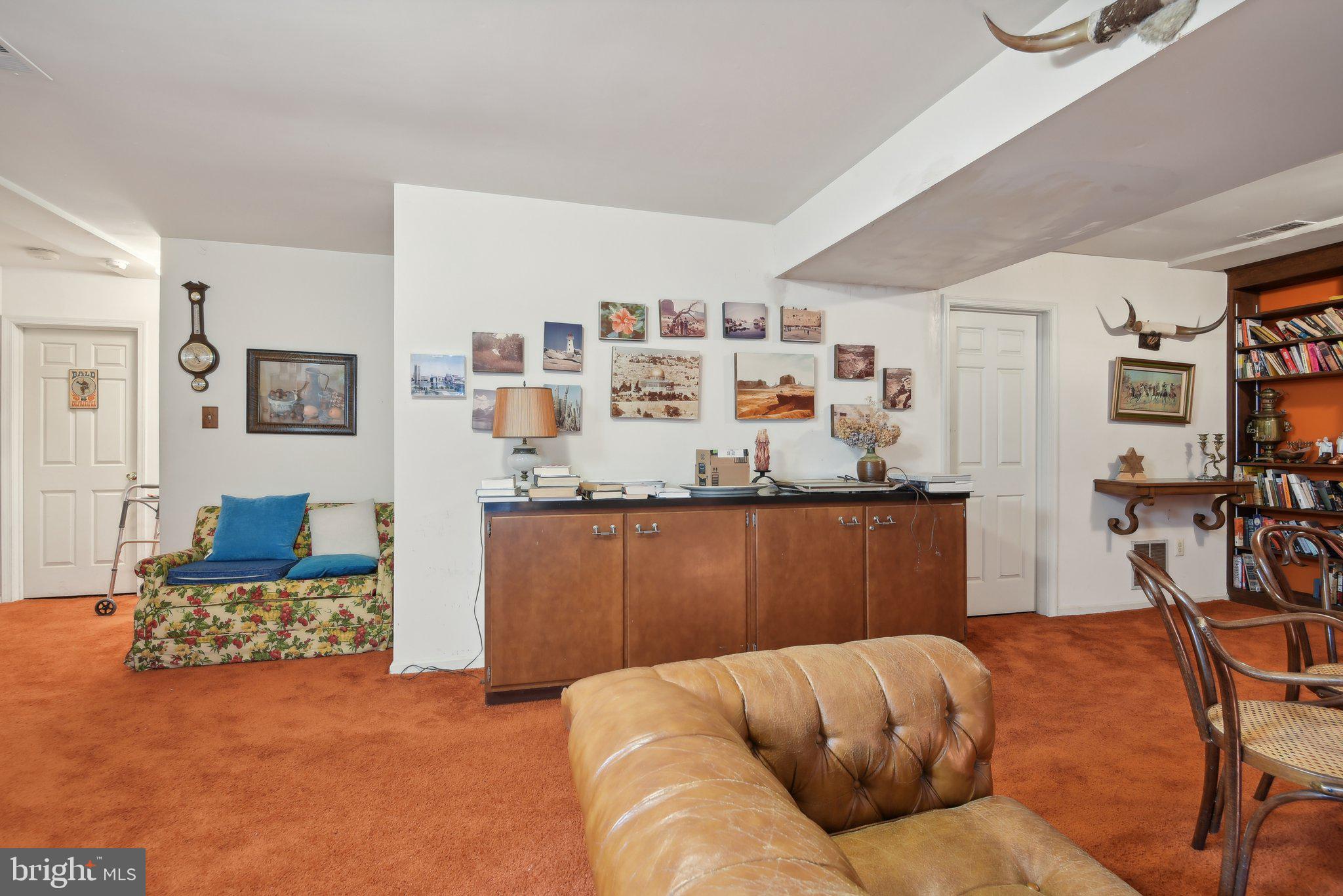 5713 Magic Mountain Dr