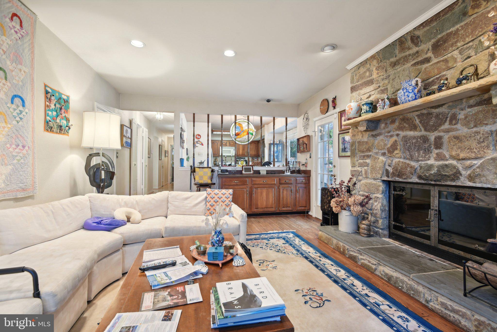 5713 Magic Mountain Dr