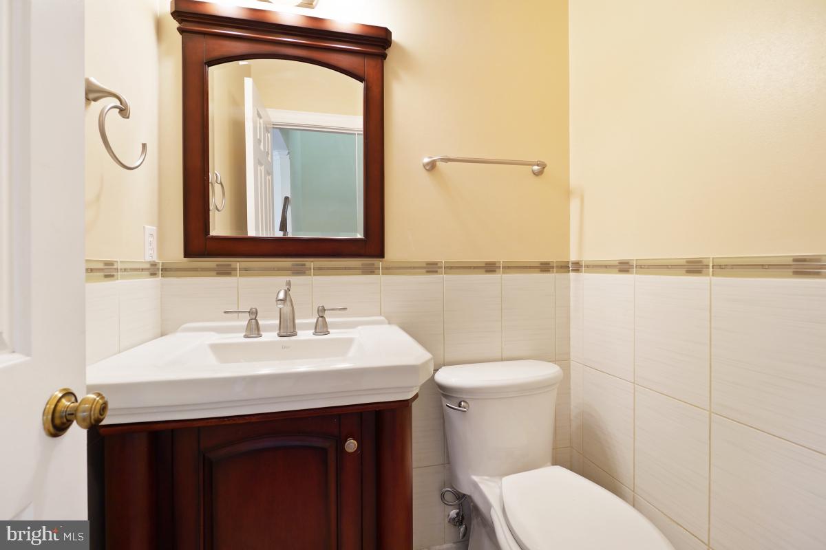 907 WILD FOREST DRIVE