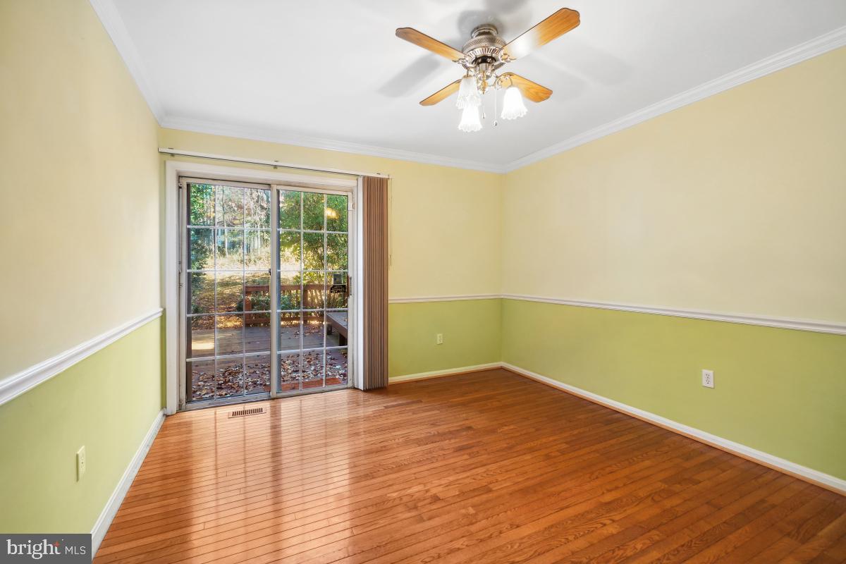 907 WILD FOREST DRIVE