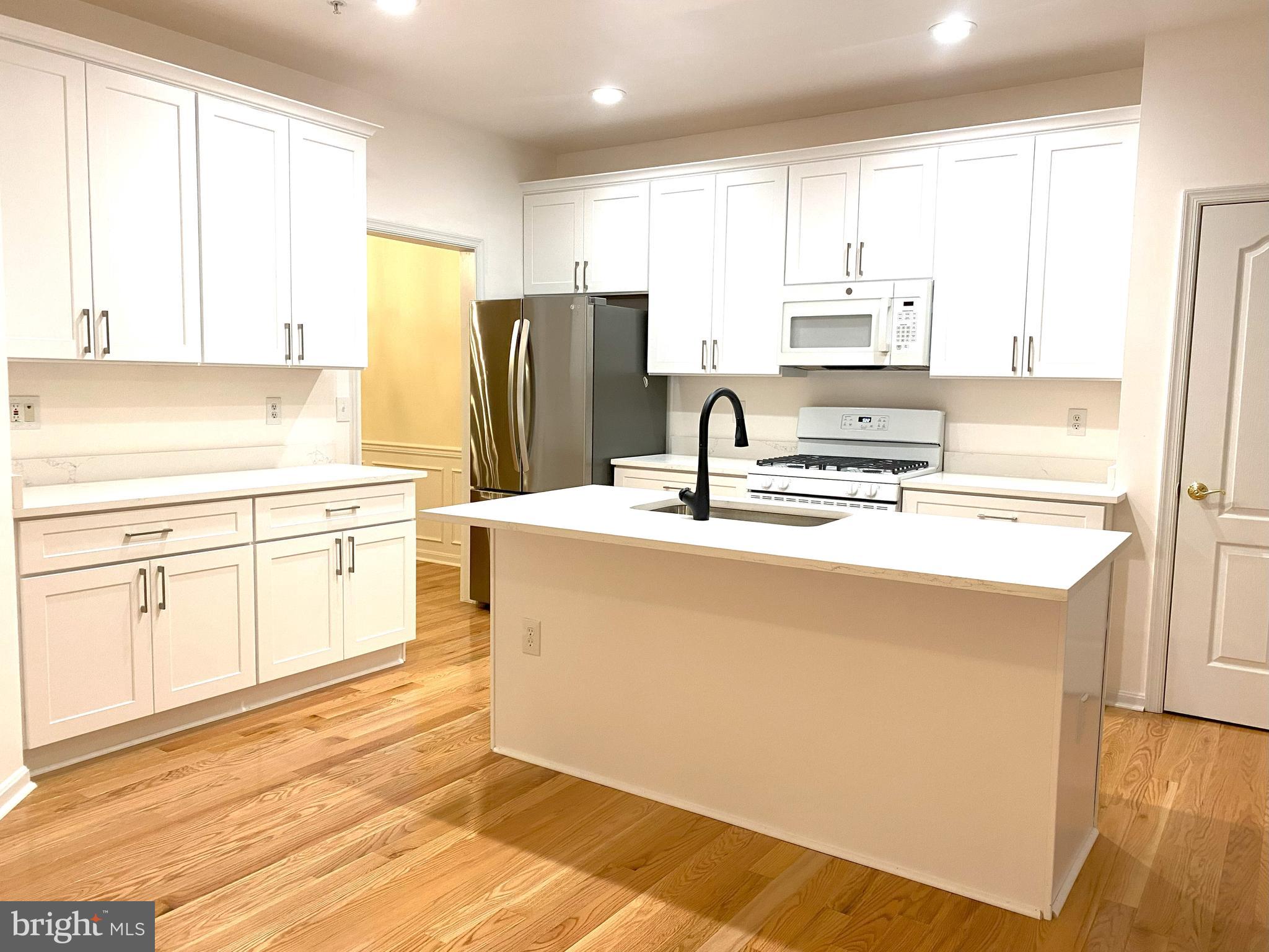 6124 STONEHENGE PL 9