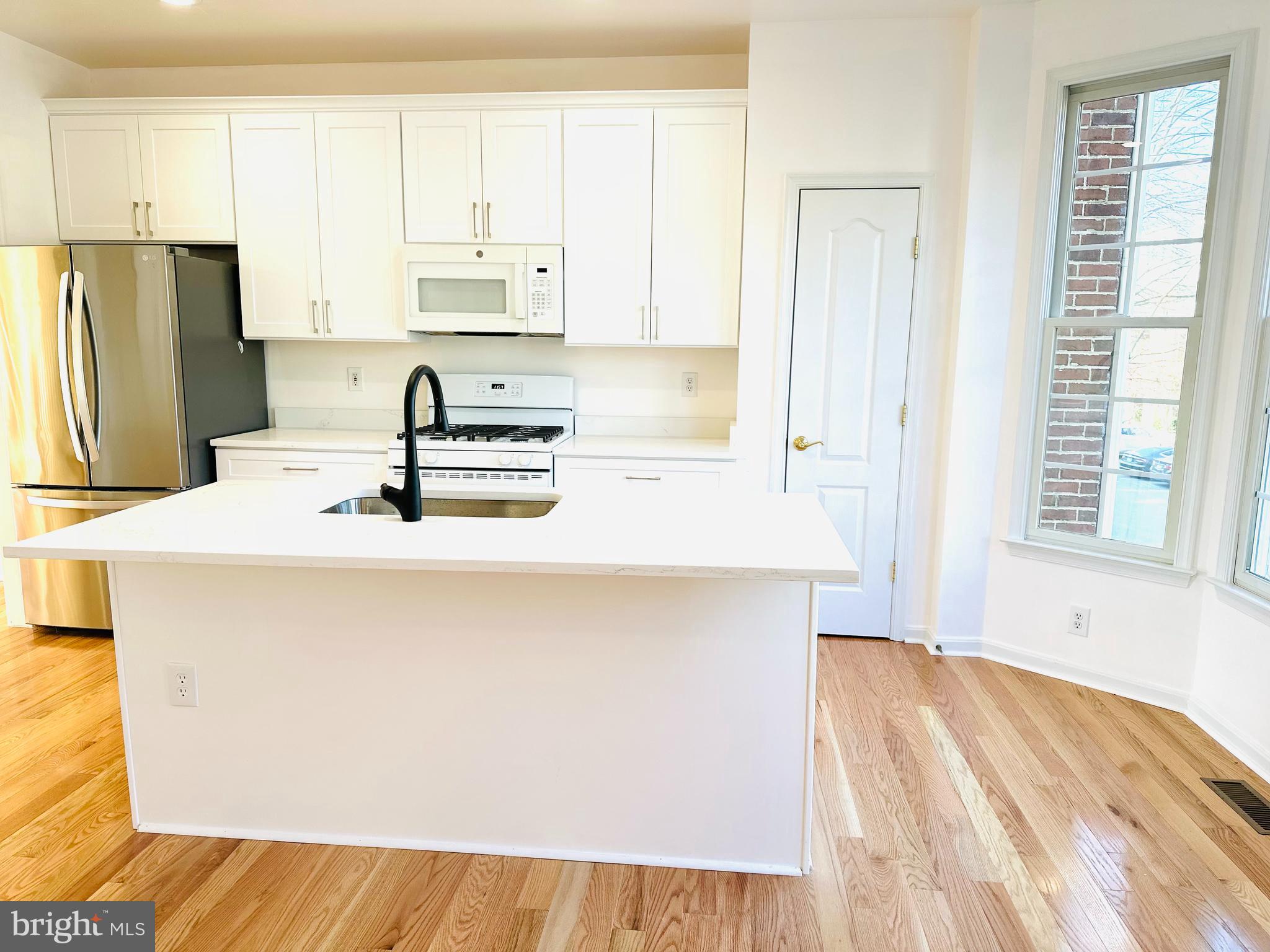 6124 STONEHENGE PL 9