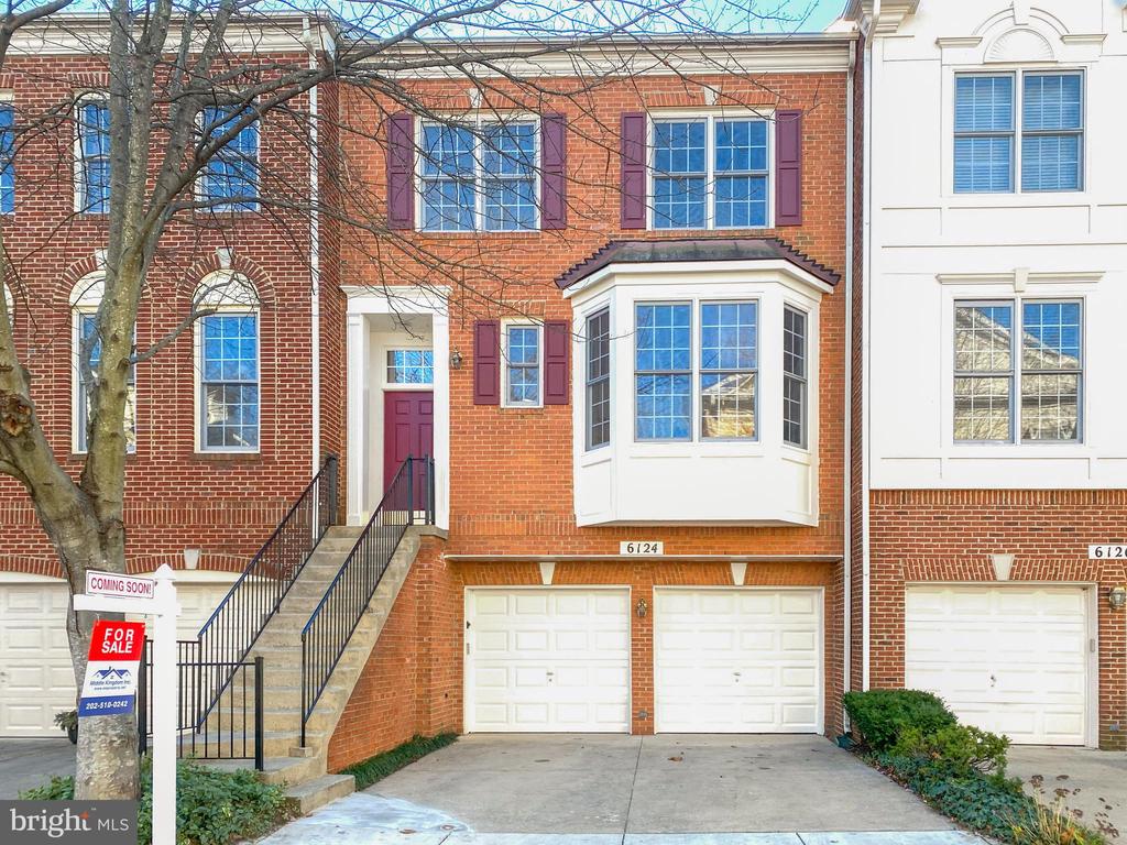 6124 STONEHENGE PL 9
