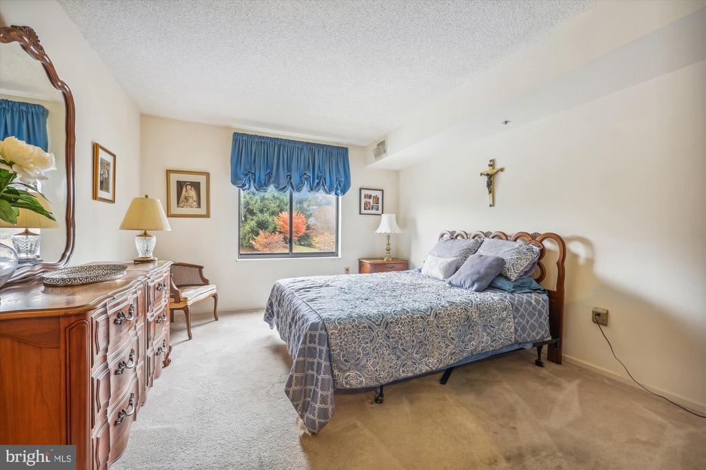3310 N LEISURE WORLD BOULEVARD 111-6