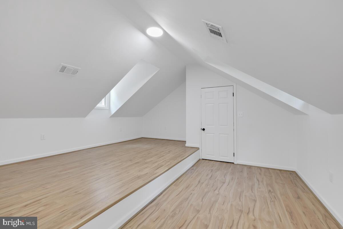 6609 Tilden Ln
