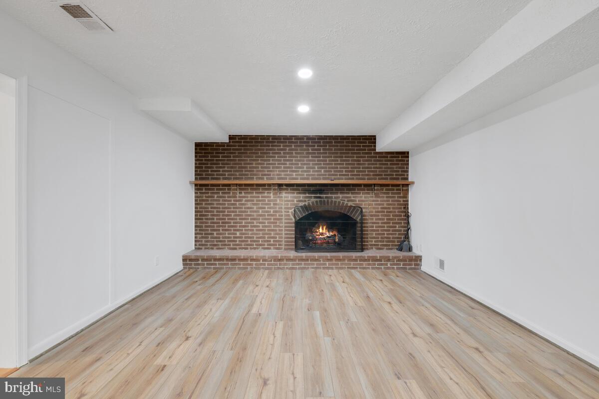 6609 Tilden Ln
