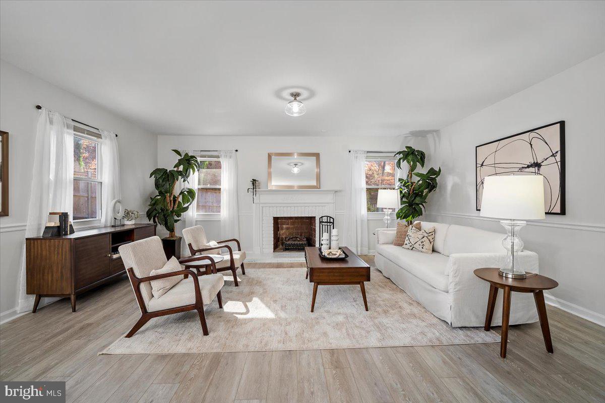 13301 ROCKVIEW COURT