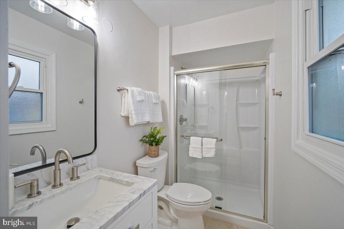 13301 ROCKVIEW COURT