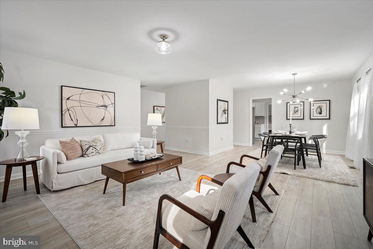 13301 ROCKVIEW COURT