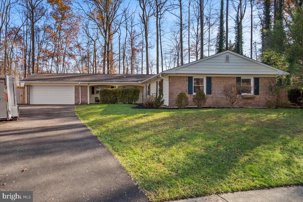 13301 ROCKVIEW COURT