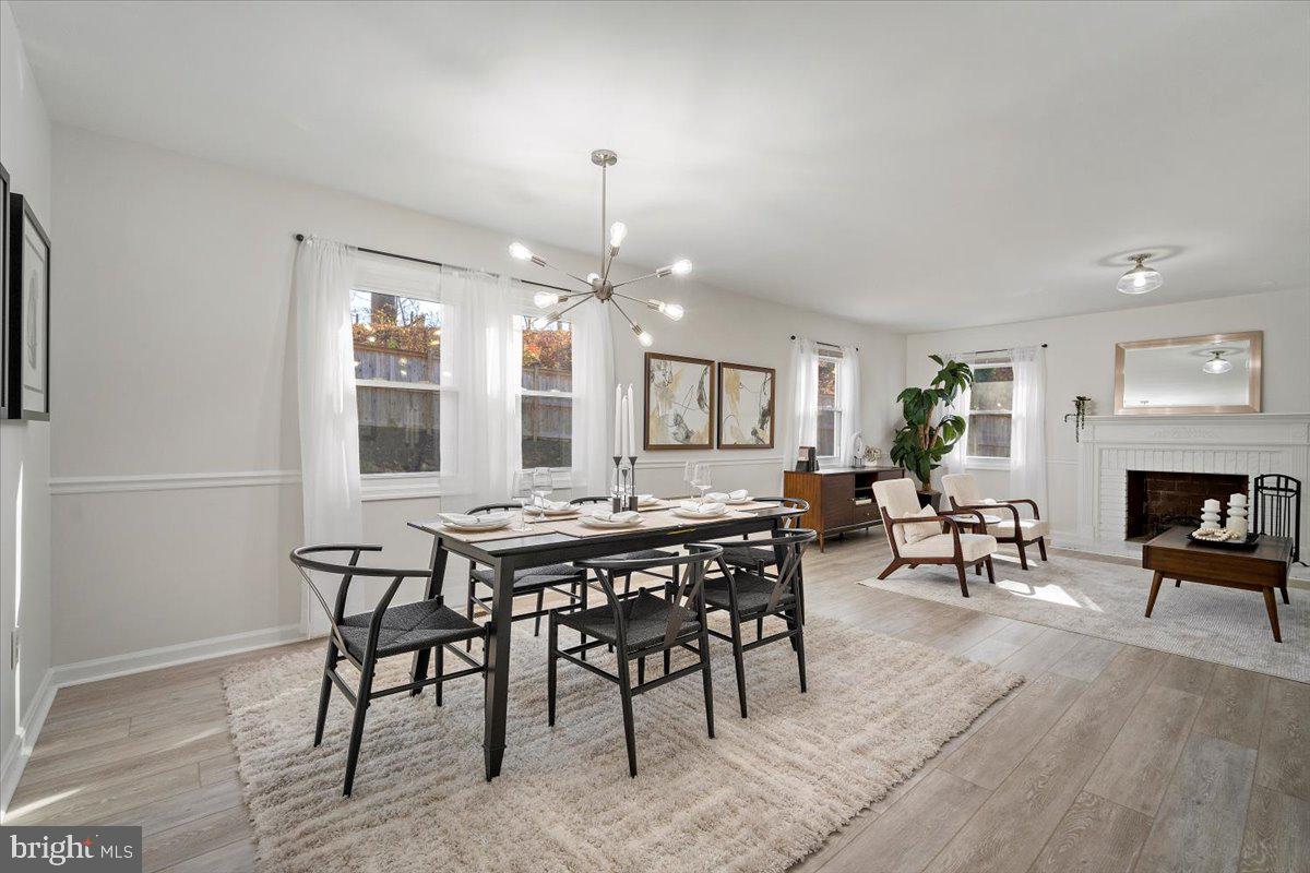 13301 ROCKVIEW COURT