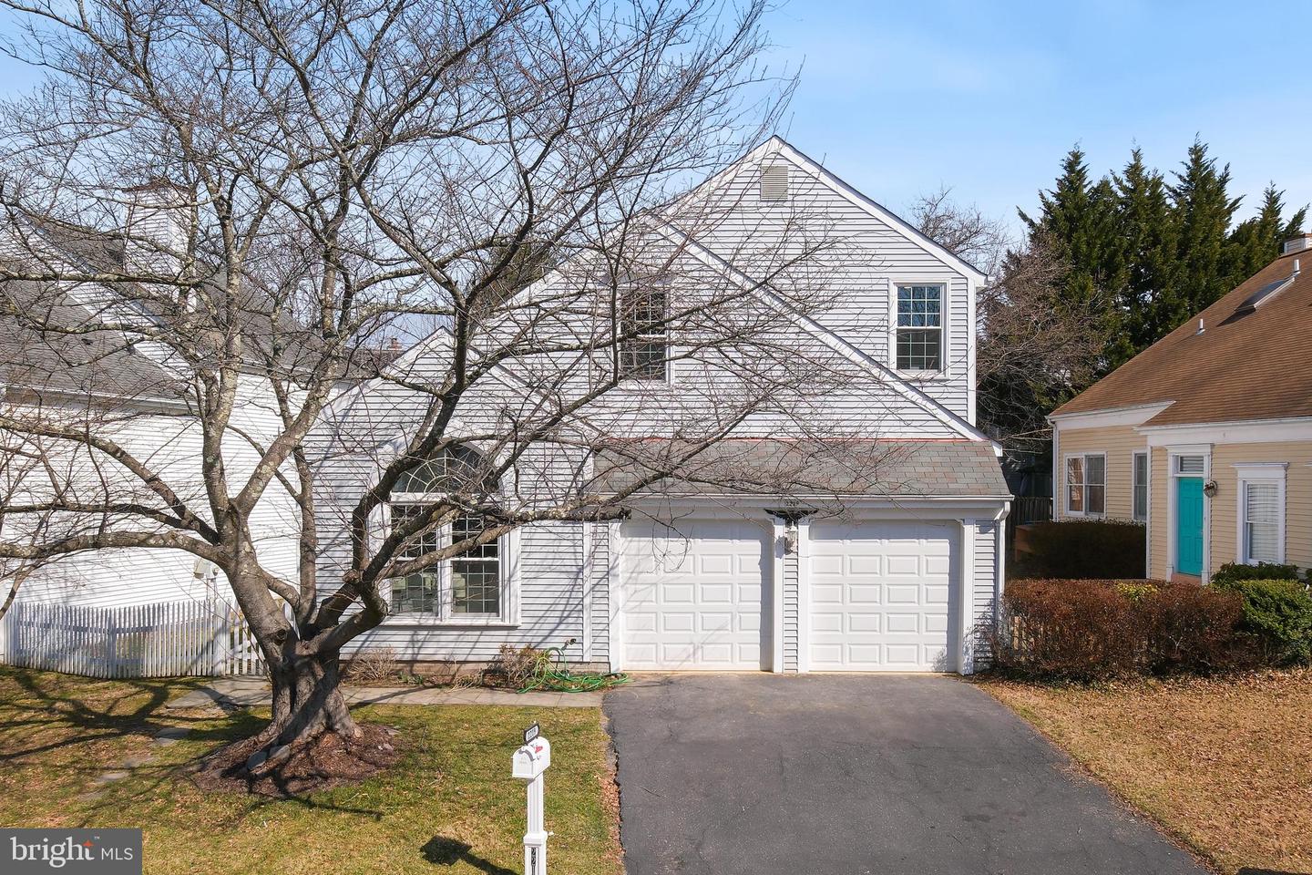 2219 Cherry Leaf Ln