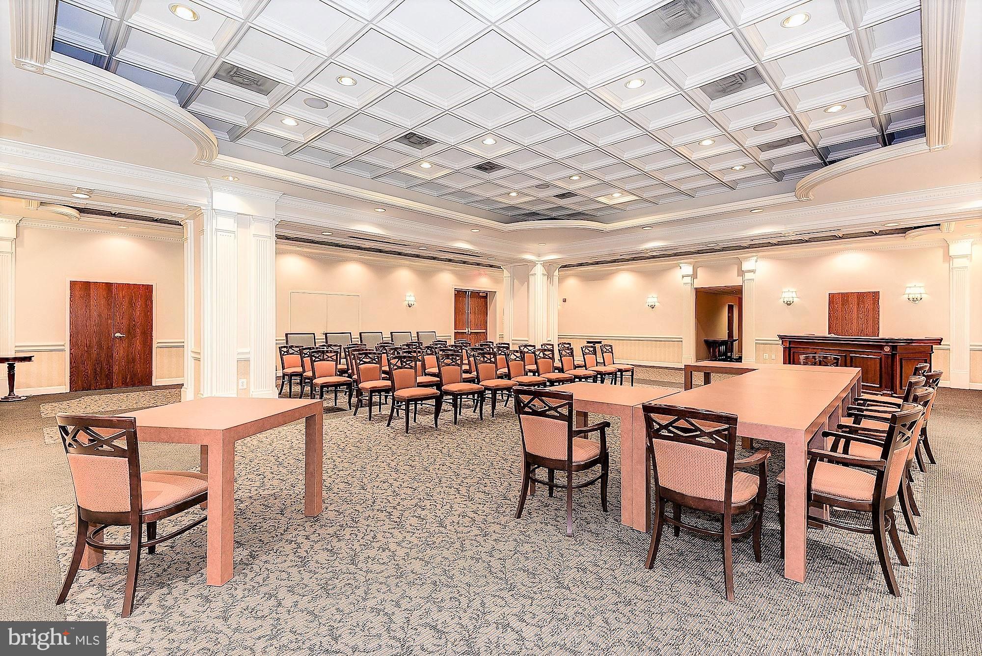 4515 WILLARD AVE 1518S