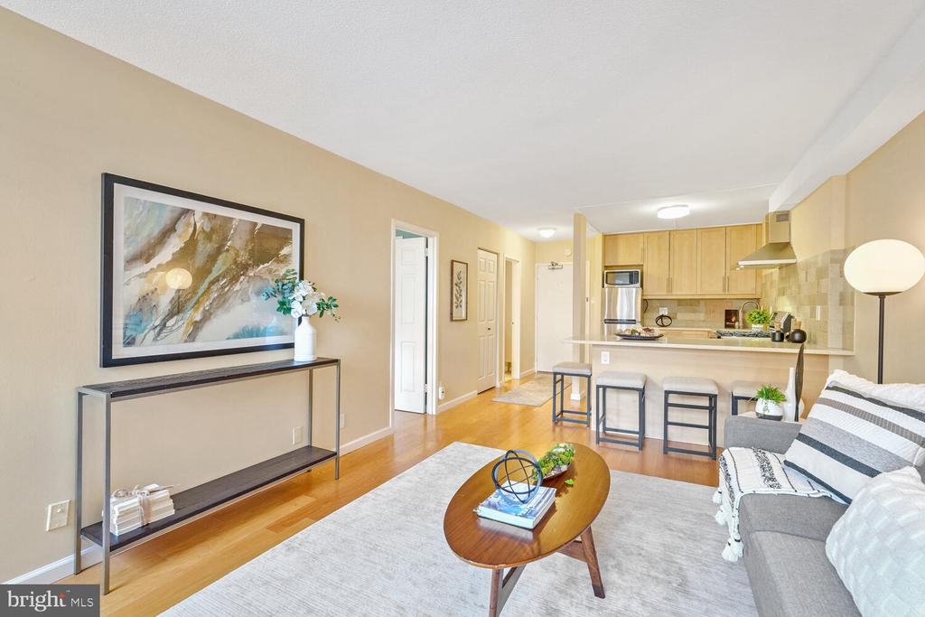 4515 WILLARD AVE 1518S