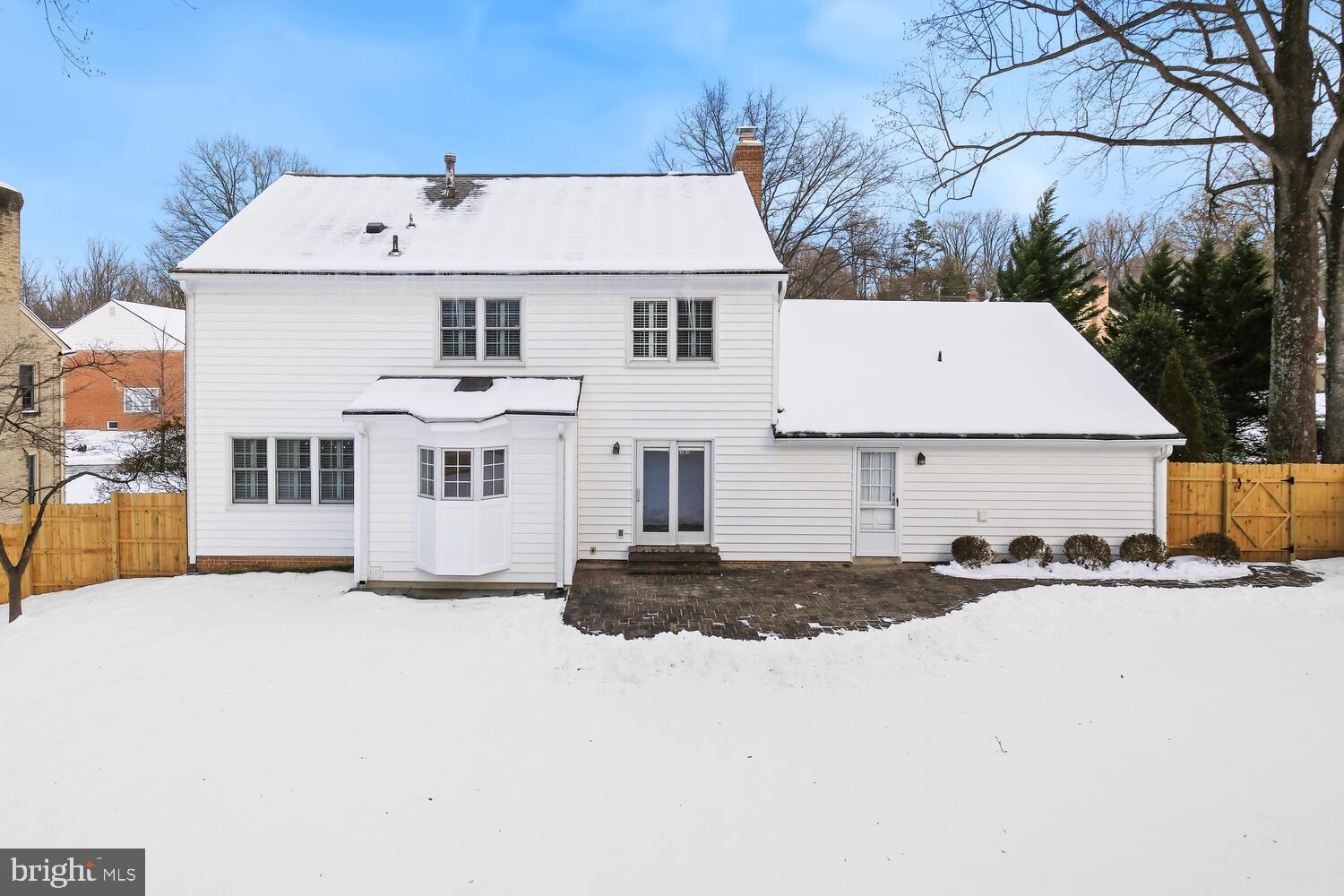 6513 WINDERMERE CIR