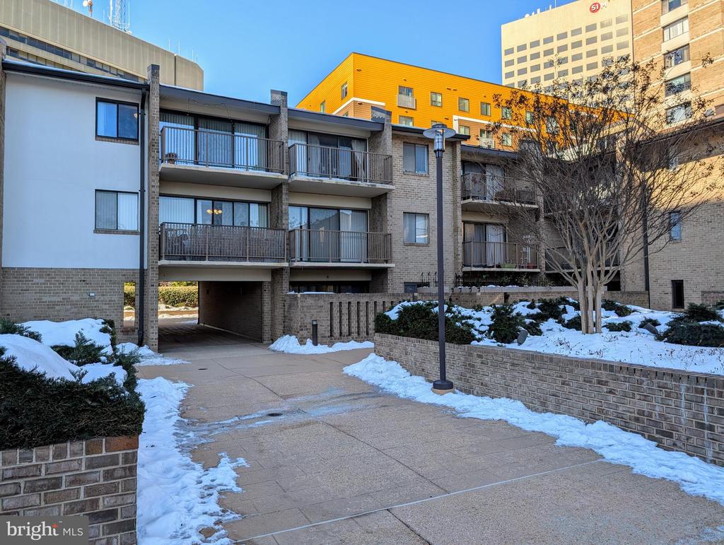 106 Monroe St #106