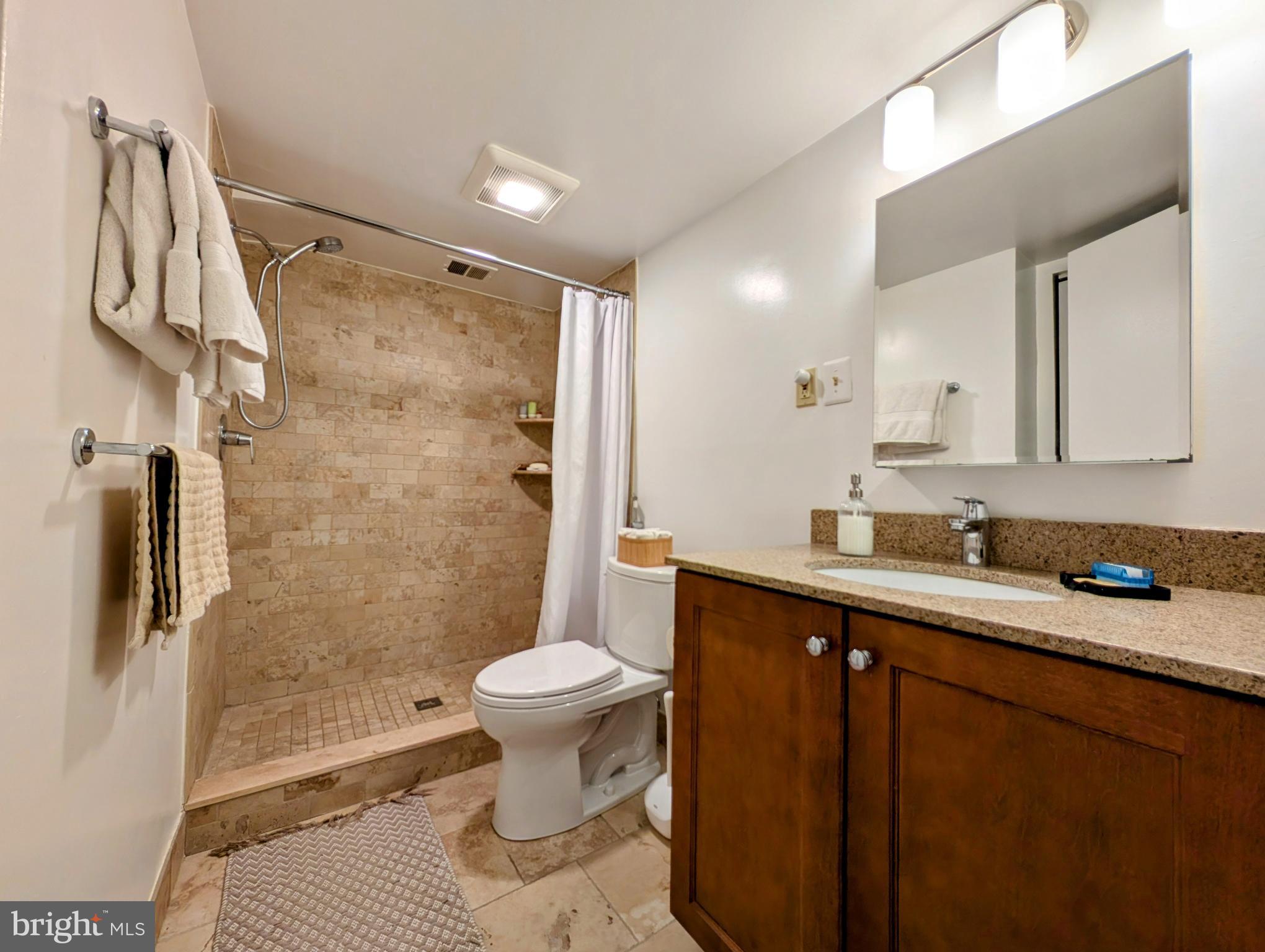 106 Monroe St #106