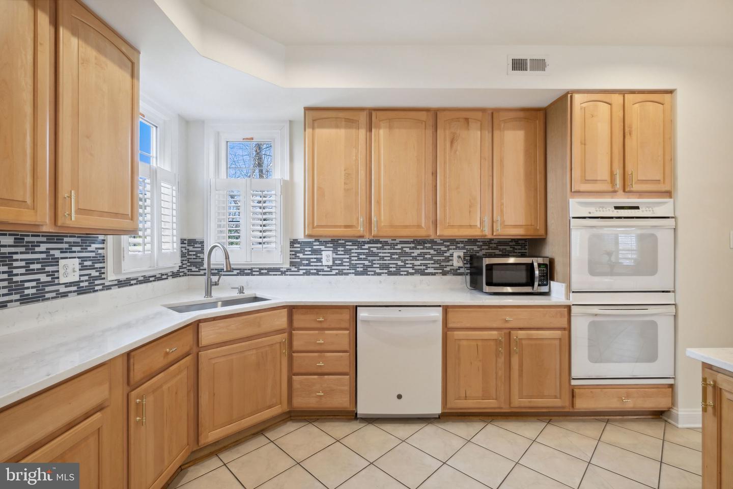203 Saddle Ridge Cir