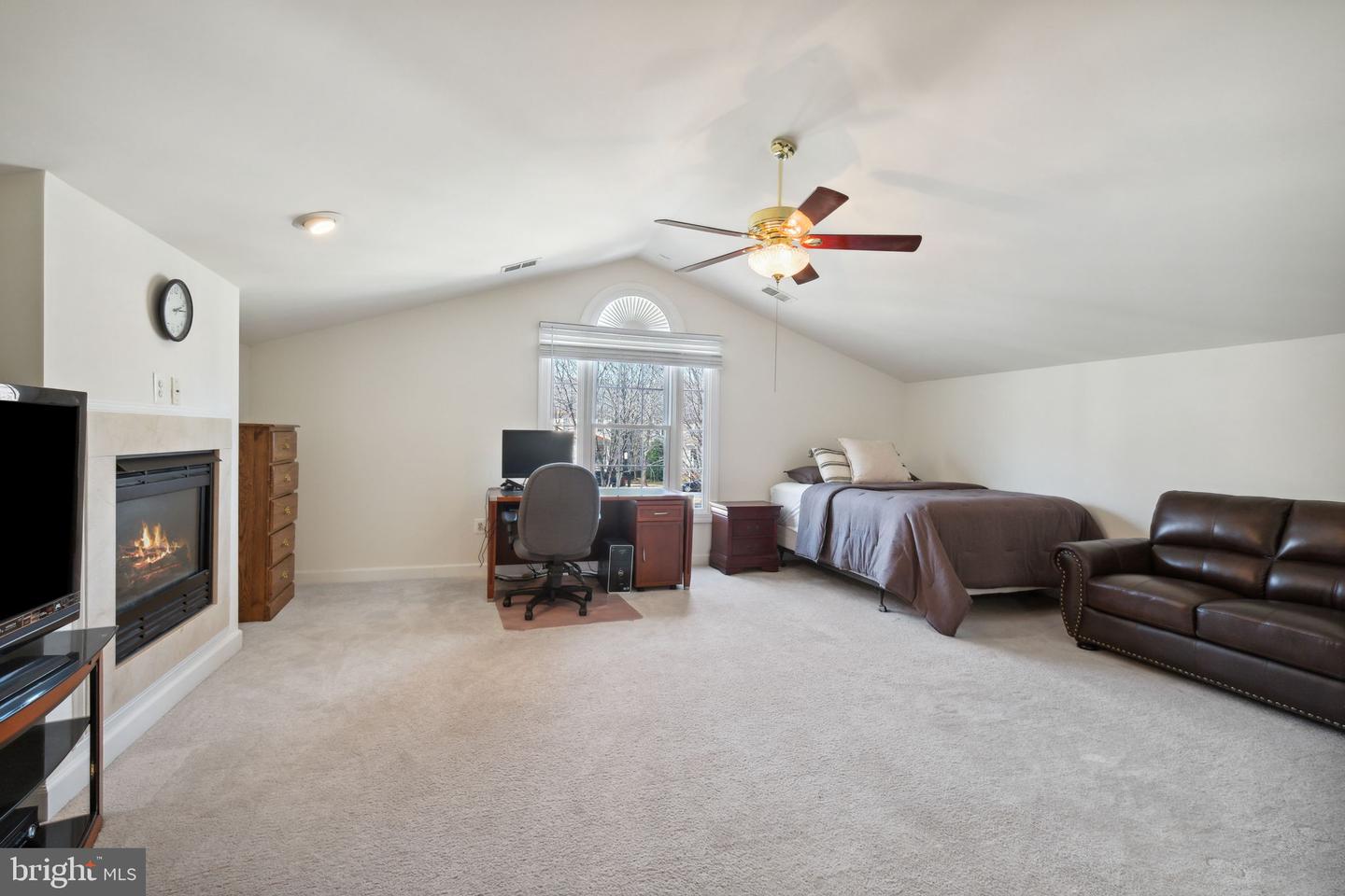 203 Saddle Ridge Cir