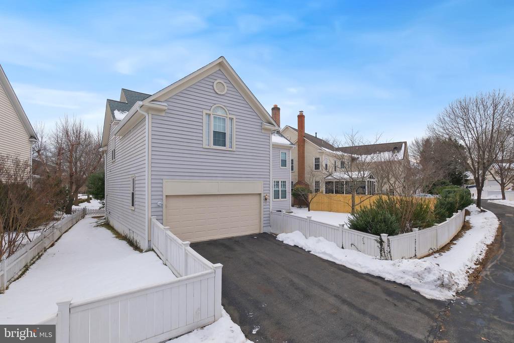 203 Saddle Ridge Cir