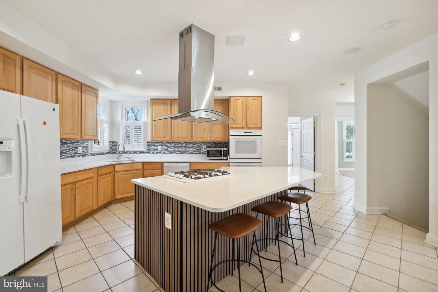 203 Saddle Ridge Cir