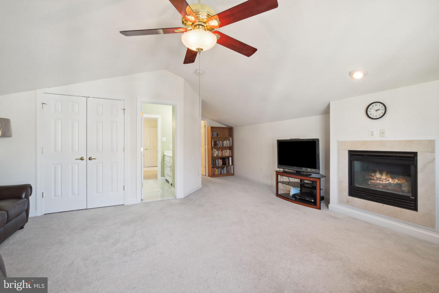 203 Saddle Ridge Cir