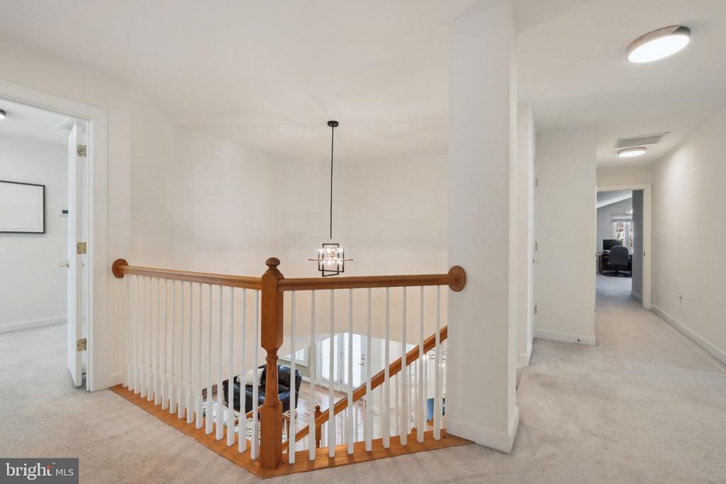 203 Saddle Ridge Cir
