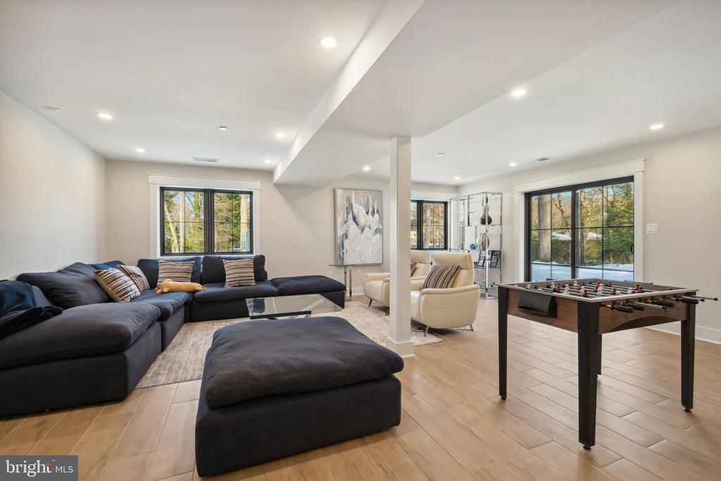 11624 DANVILLE DR