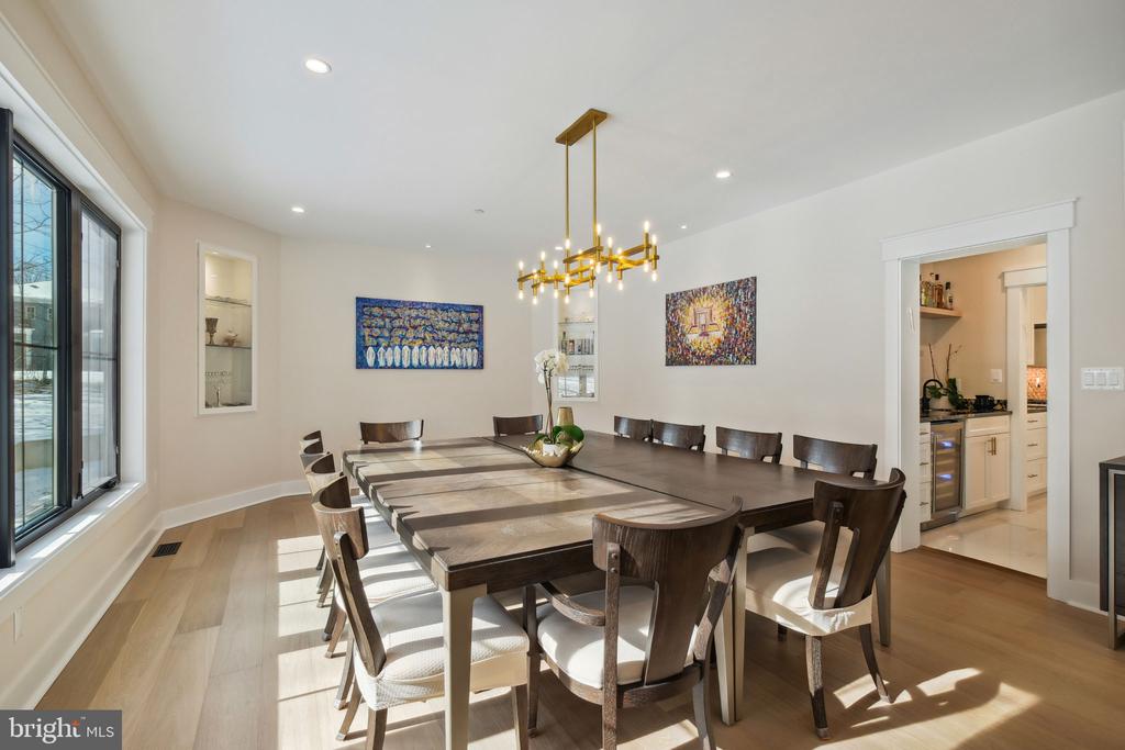 11624 DANVILLE DR