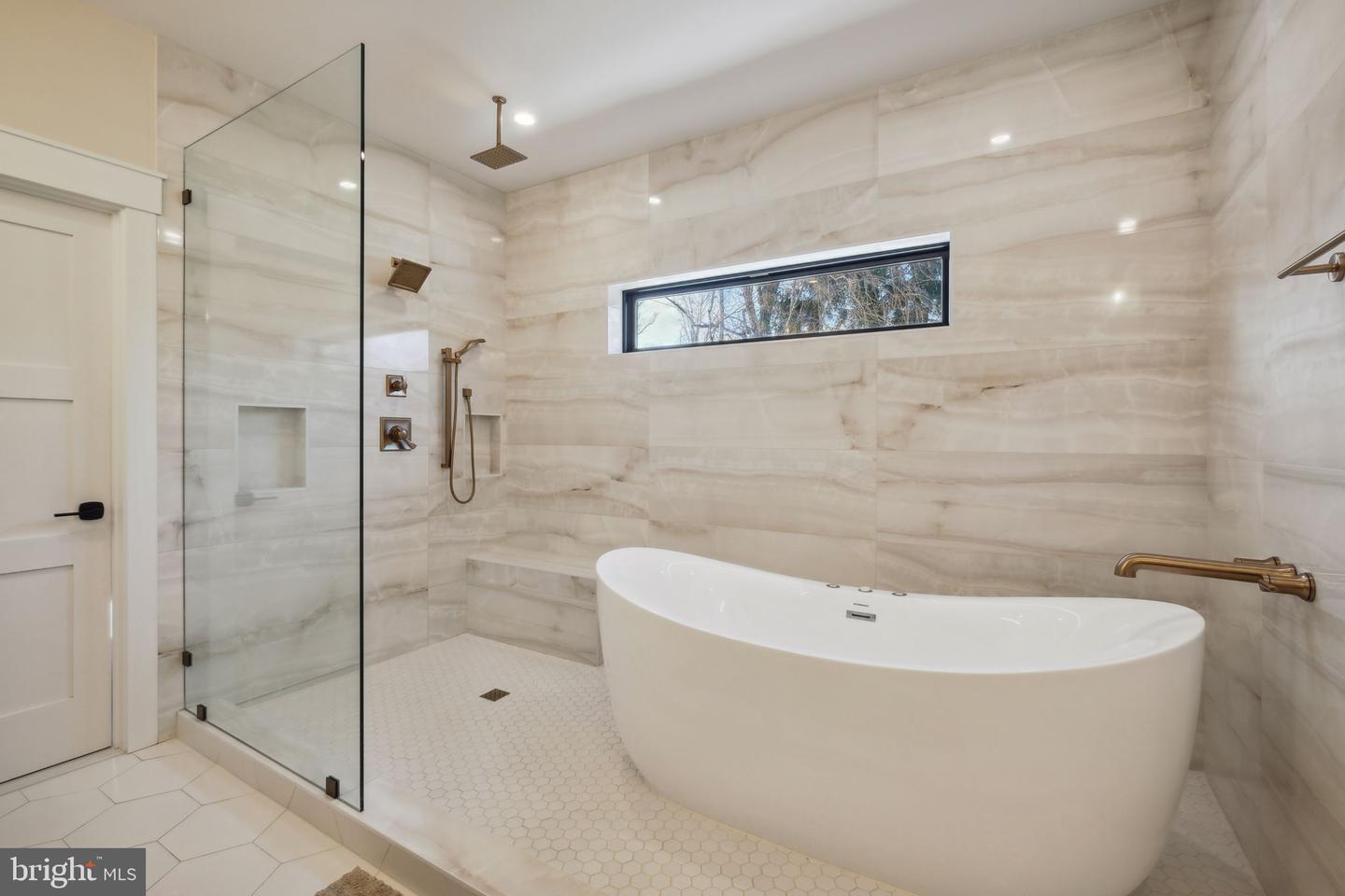 11624 Danville Dr
