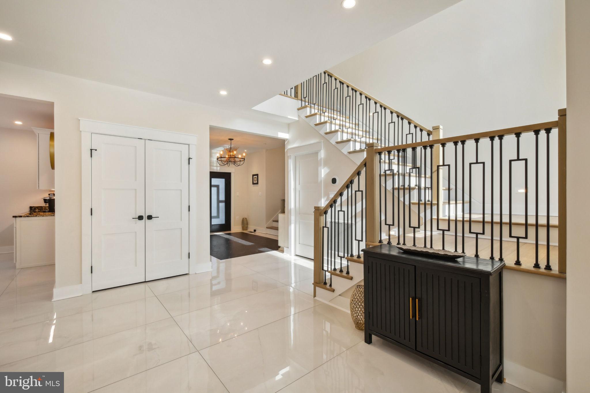 11624 DANVILLE DR
