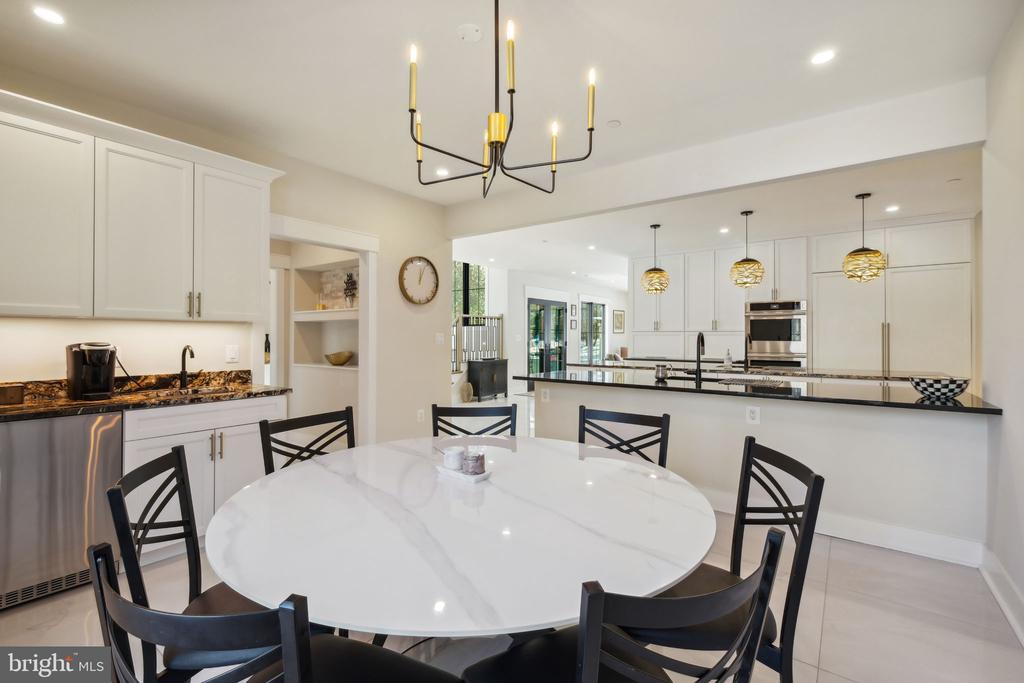 11624 DANVILLE DR