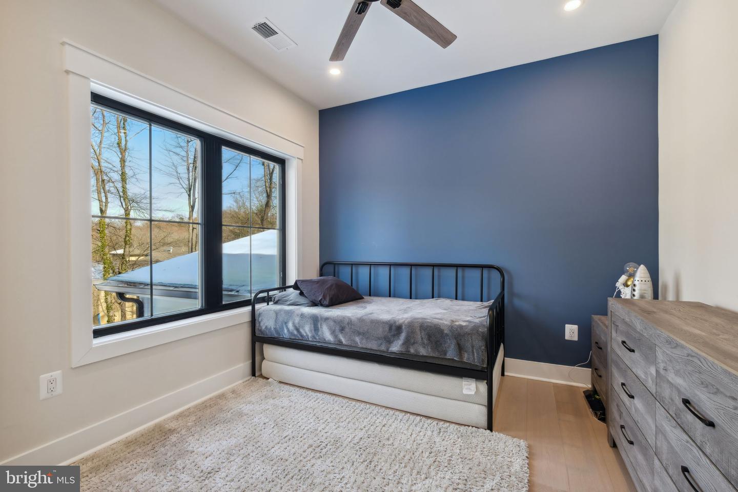 11624 Danville Dr