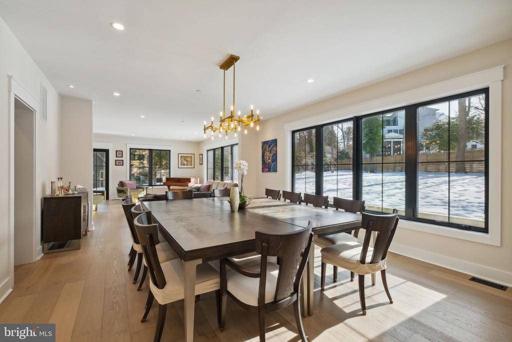 11624 DANVILLE DR