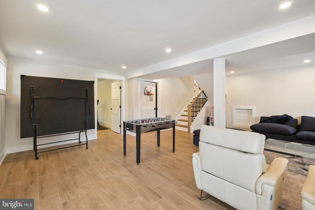 11624 DANVILLE DR